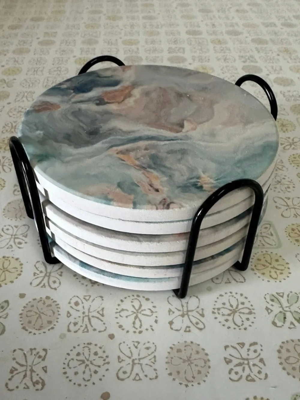 Marbled Round Coaster Set of 6 with Black Holder